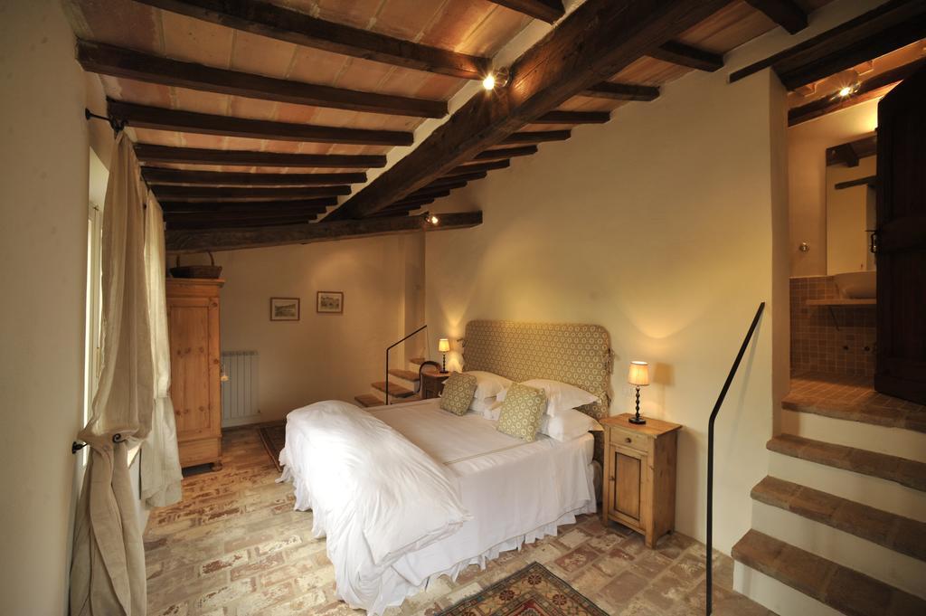 Villa Tenuta Santo Pietro Pienza Zimmer foto